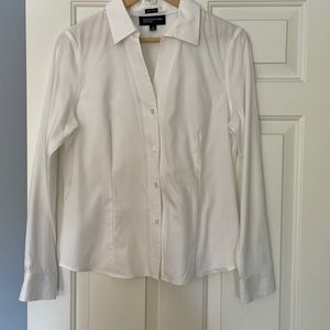 Jones New York Women’s white cotton blouse  size M